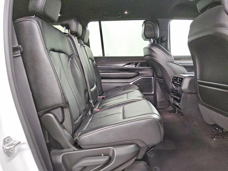 Продаж на аукціоні авто 2023 Jeep Wagoneer, vin: 1C4SJSBP4PS542549, номер лоту: 52418126