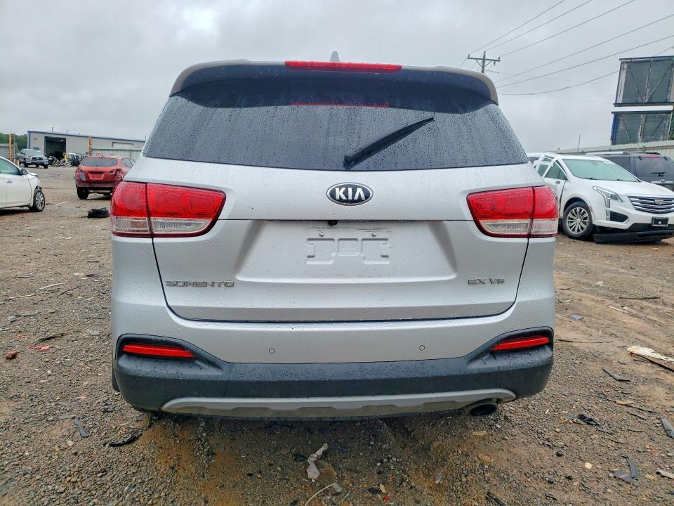 2018 Kia Sorento მანქანა იყიდება აუქციონზე, vin: 5XYPH4A56JG360569, აუქციონის ნომერი: 54304726