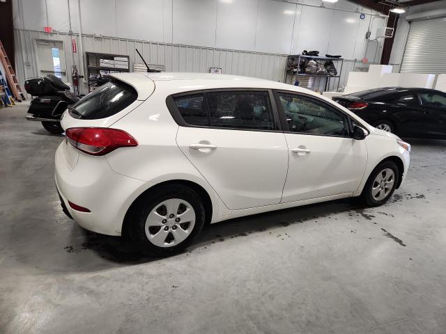 2018 Kia Forte მანქანა იყიდება აუქციონზე, vin: KNAFK5A87J5772955, აუქციონის ნომერი: 51883556