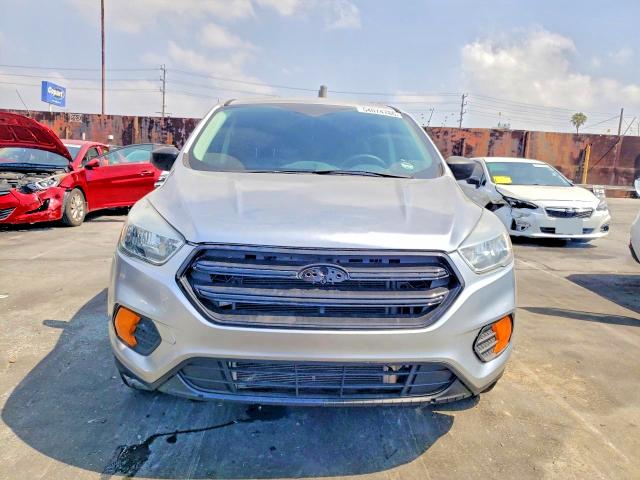 Продажа на аукционе авто 2017 Ford Escape, vin: 1FMCU0F77HUB44862, номер лота: 54074786