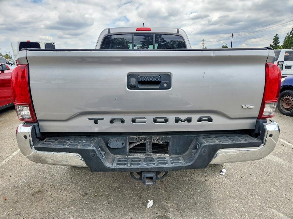 2018 Toyota Tacoma მანქანა იყიდება აუქციონზე, vin: 5TFRZ5CN4JX066836, აუქციონის ნომერი: 55407116