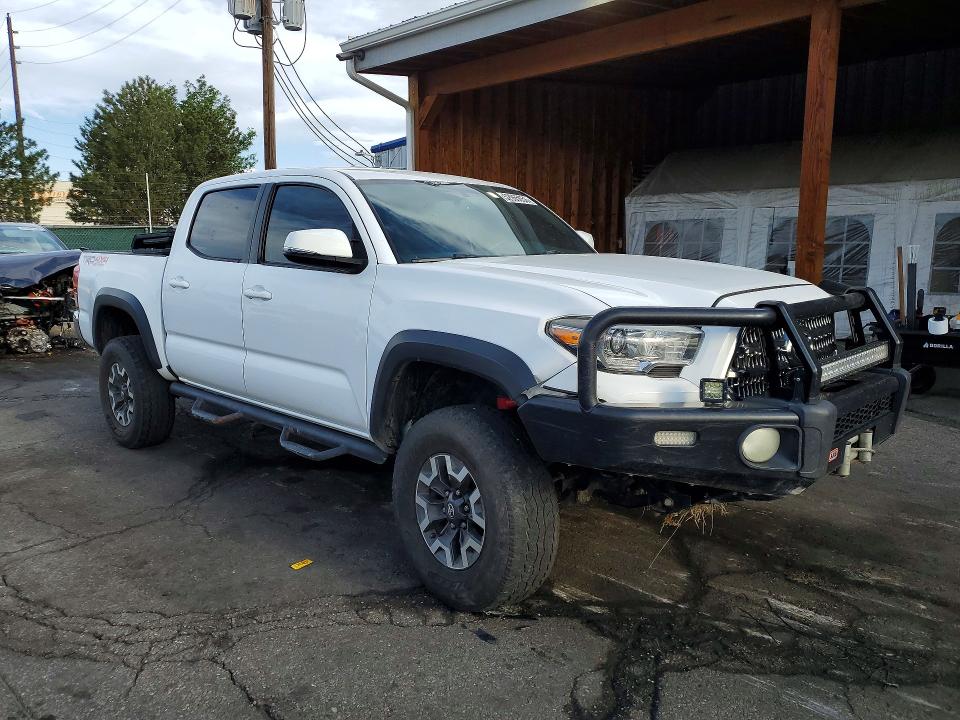 52965056 :رقم المزاد ، 5TFCZ5AN1GX039093 vin ، 2016 Toyota Tacoma مزاد بيع