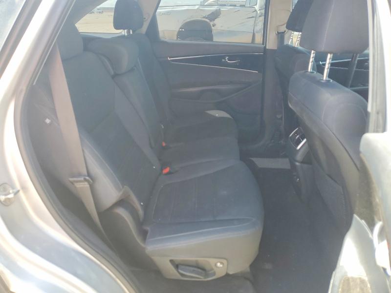 2020 Kia Sorento მანქანა იყიდება აუქციონზე, vin: 5XYPG4A37LG643311, აუქციონის ნომერი: 54728296