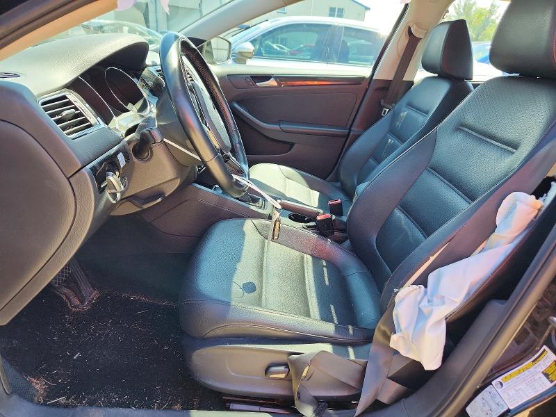 Продажа на аукционе авто 2015 Volkswagen Jetta, vin: 3VWLA7AJ1FM263739, номер лота: 52751226