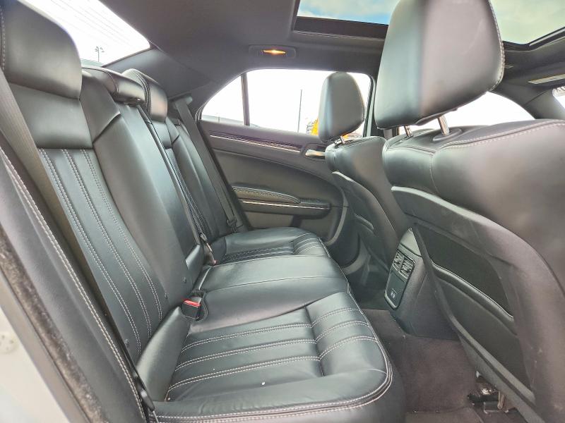 Продажа на аукционе авто 2017 Chrysler 300, vin: 2C3CCAGG0HH647975, номер лота: 53241486