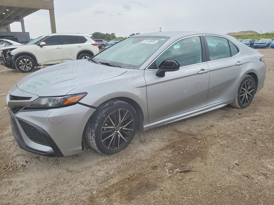 Aukcja sprzedaży 2022 Toyota Camry, vin: 4T1G11BK1NU051406, numer aukcji: 53138506