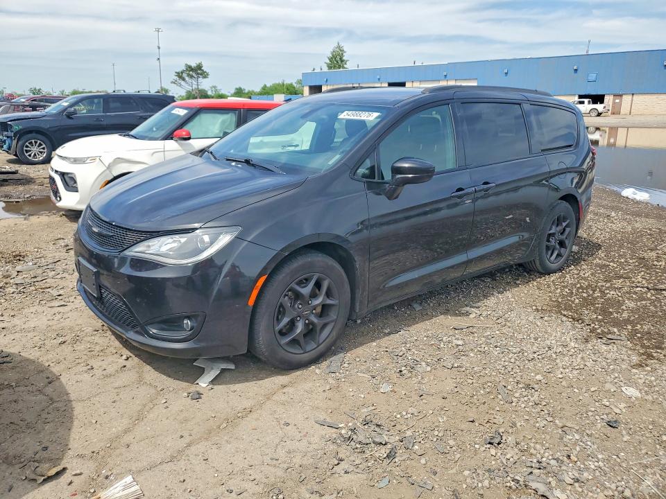 54988276 :رقم المزاد ، 2C4RC1EG0JR351752 vin ، 2018 Chrysler Pacifica مزاد بيع