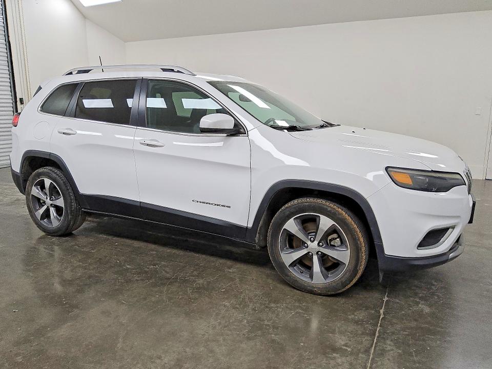52222826 :رقم المزاد ، 1C4PJLDB9KD300639 vin ، 2019 Jeep Cherokee مزاد بيع