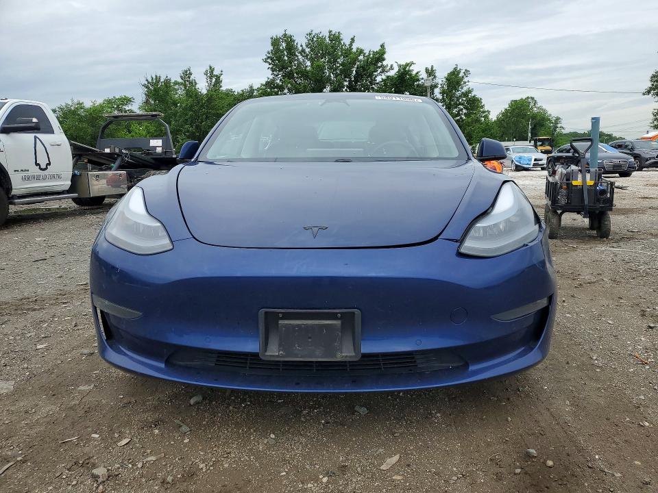 Продаж на аукціоні авто 2018 Tesla Model 3, vin: 5YJ3E1EB6JF120211, номер лоту: 54011996