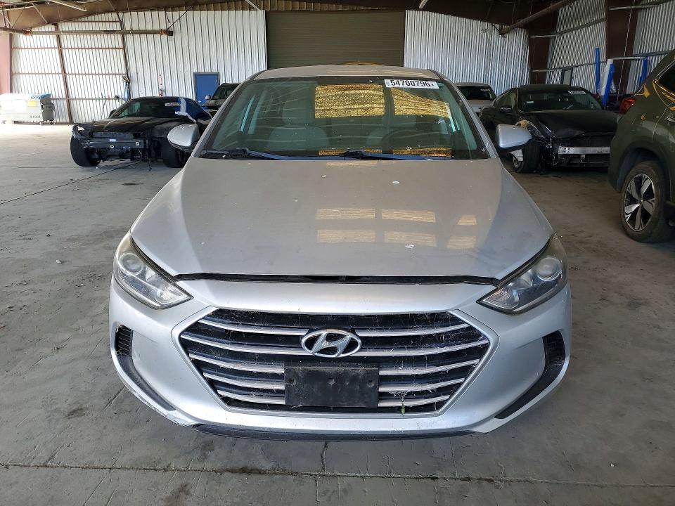 54700796 :رقم المزاد ، 5NPD84LF6JH304181 vin ، 2018 Hyundai Elantra مزاد بيع