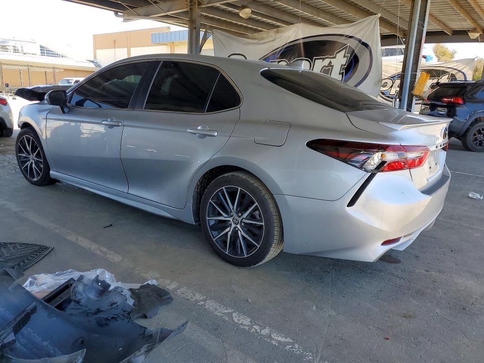 Продажа на аукционе авто 2022 Toyota Camry, vin: 4T1G11AK9NU715761, номер лота: 54366826