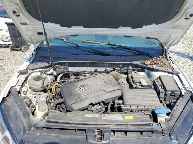 53787666 :رقم المزاد ، 3VW217AU7FM035220 vin ، 2015 Volkswagen Golf مزاد بيع
