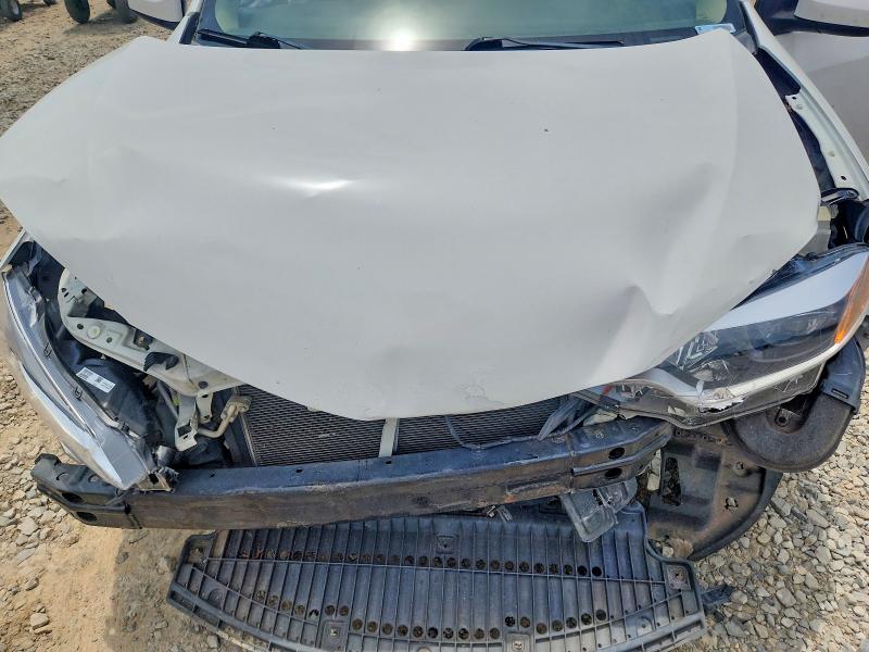 53915546 :رقم المزاد ، 2T1BURHE5FC384275 vin ، 2015 Toyota Corolla مزاد بيع