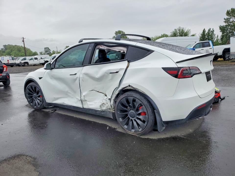 55062536 :رقم المزاد ، 7SAYGDEF8NF380865 vin ، 2022 Tesla Model Y مزاد بيع