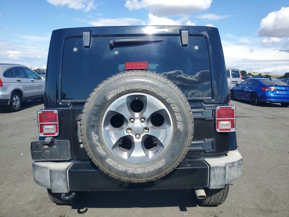 54556946 :رقم المزاد ، 1C4HJWEGXGL301425 vin ، 2016 Jeep Wrangler Unlimited مزاد بيع