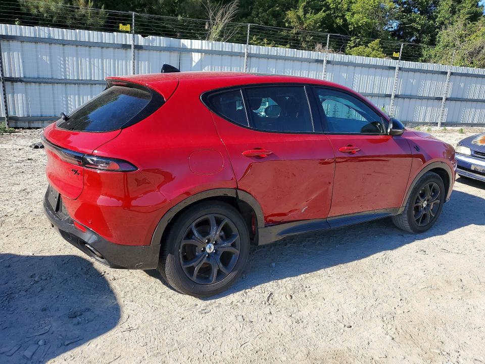 2024 Dodge Hornet მანქანა იყიდება აუქციონზე, vin: ZACPDFDW5R3A21915, აუქციონის ნომერი: 52905636