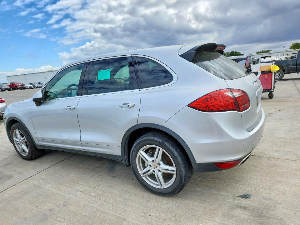 54102876 :رقم المزاد ، WP1AB2A29BLA48445 vin ، 2011 Porsche Cayenne مزاد بيع