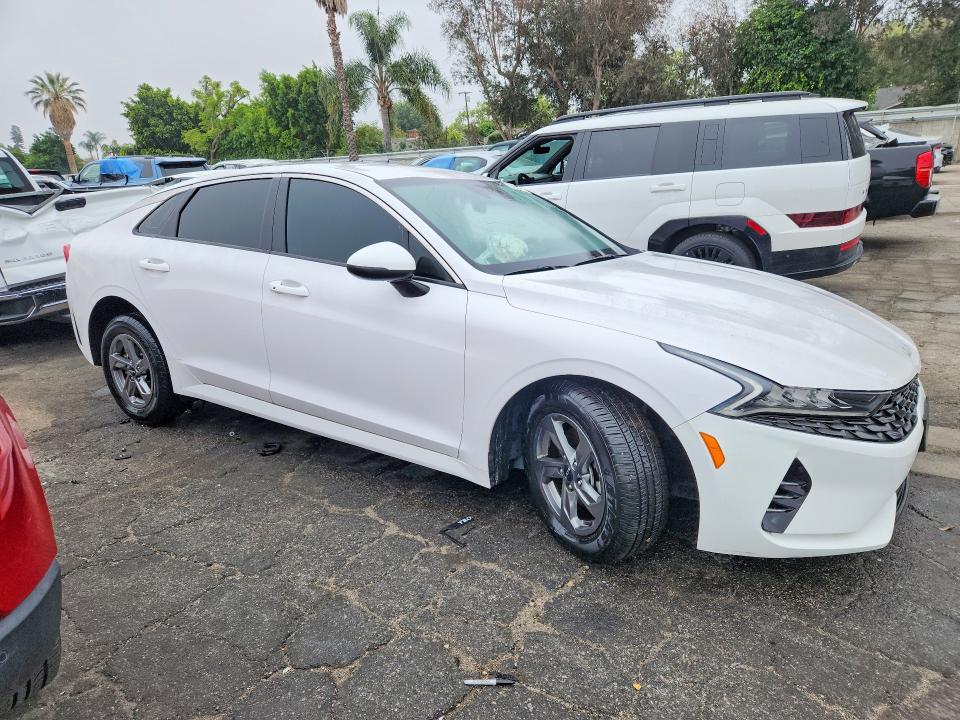 2022 Kia K5 მანქანა იყიდება აუქციონზე, vin: 5XXG14J23NG156915, აუქციონის ნომერი: 48976306