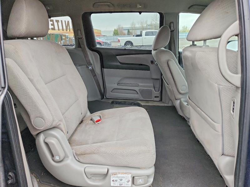 52922896 :رقم المزاد ، 5FNRL5H43FB511084 vin ، 2015 Honda Odyssey مزاد بيع