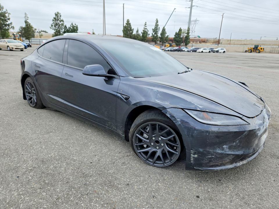 2026 Tesla Model 3 მანქანა იყიდება აუქციონზე, vin: 5YJ3E1EA3TF165133, აუქციონის ნომერი: 54004586