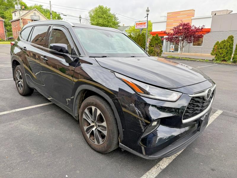 51918276 :رقم المزاد ، 5TDGZRBH5NS591314 vin ، 2022 Toyota Highlander مزاد بيع