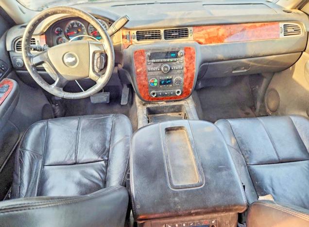 Продажа на аукционе авто 2009 Chevrolet Suburban, vin: 1GNFC26039J123519, номер лота: 52702926