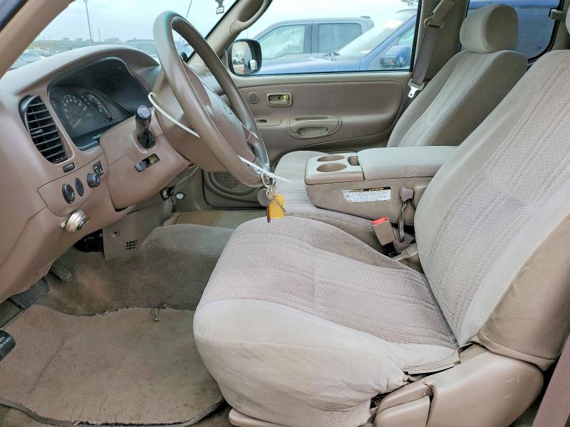 52011556 :رقم المزاد ، 5TBBT4418YS109754 vin ، 2000 Toyota Tundra مزاد بيع