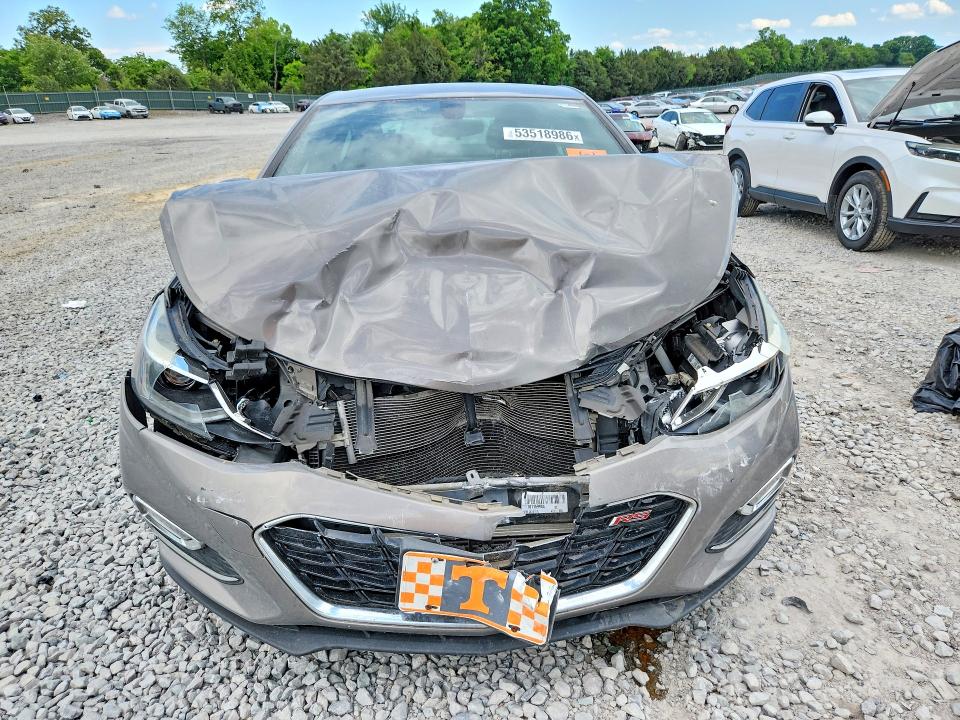 2018 Chevrolet Cruze მანქანა იყიდება აუქციონზე, vin: 1G1BE5SM2J7159711, აუქციონის ნომერი: 53518986