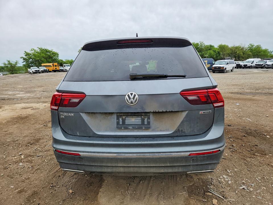 53052226 :رقم المزاد ، 3VV2B7AX7MM091053 vin ، 2021 Volkswagen Tiguan مزاد بيع