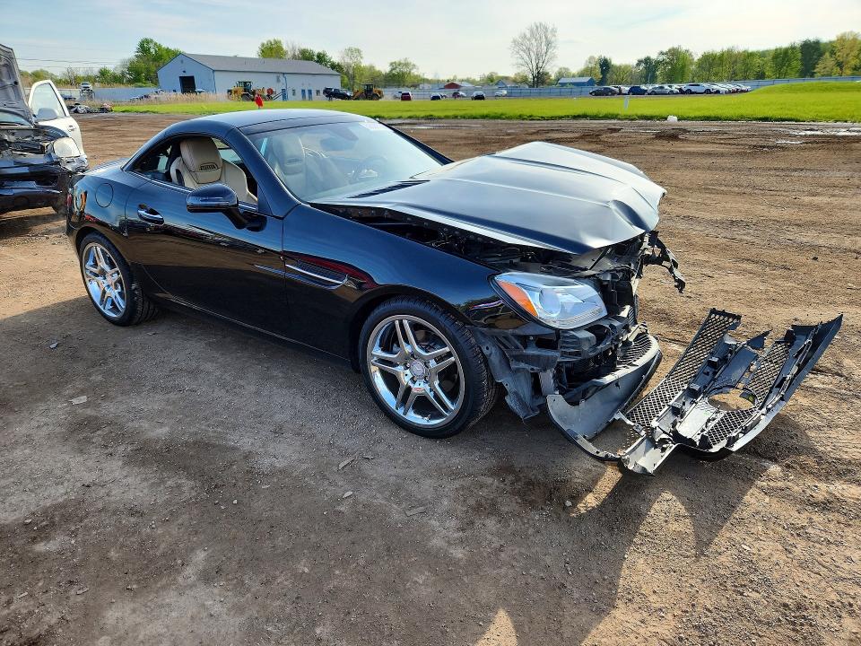 2013 Mercedes-benz Slk მანქანა იყიდება აუქციონზე, vin: WDDPK4HA2DF055202, აუქციონის ნომერი: 52809736