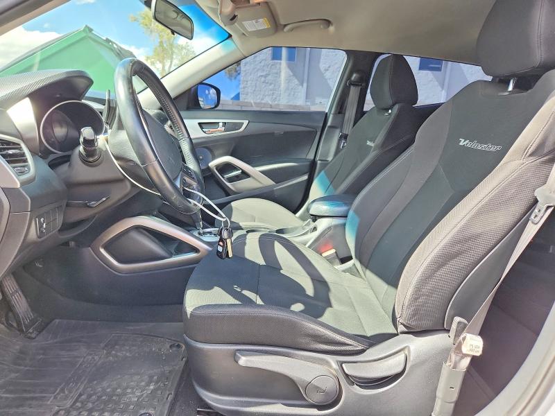 2017 Hyundai Veloster მანქანა იყიდება აუქციონზე, vin: KMHTC6ADXHU308169, აუქციონის ნომერი: 55389646