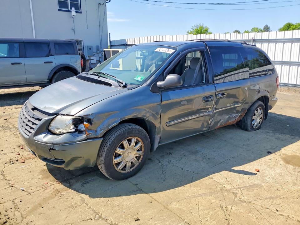 Продаж на аукціоні авто 2005 Chrysler Town & Country, vin: 2C4GP54L95R582737, номер лоту: 52130366