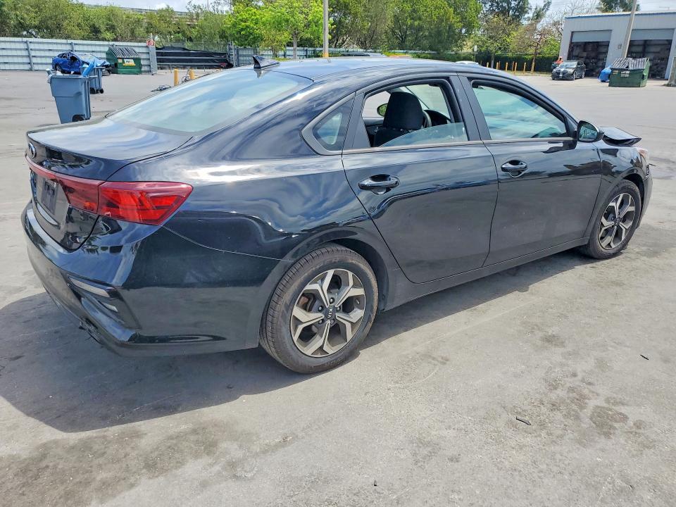 Продажа на аукционе авто 2021 Kia Forte, vin: 3KPF24AD3ME408177, номер лота: 53024516