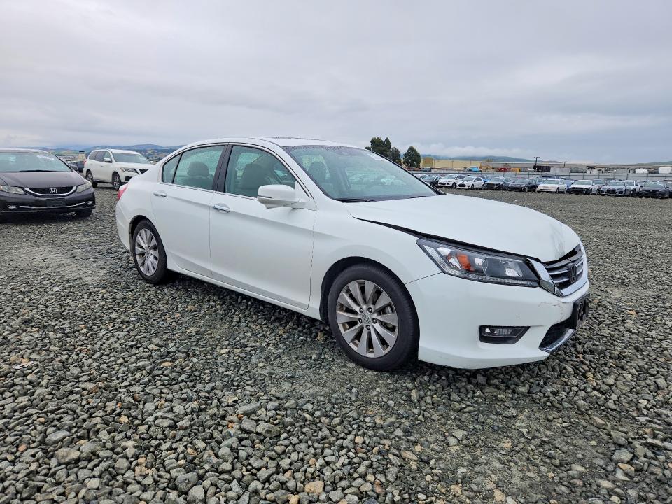 Auction sale of the 2015 Honda Accord, vin: 1HGCR2F85FA140416, lot number: 52567566