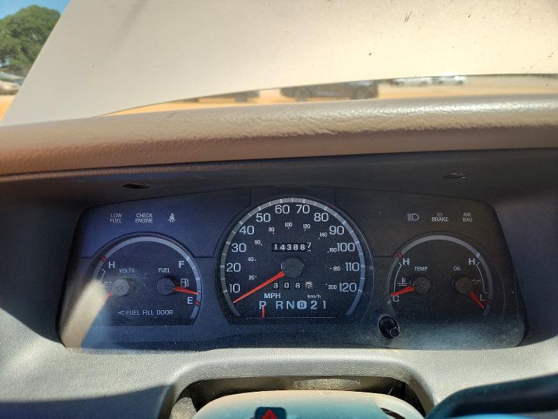 Продаж на аукціоні авто 1998 Ford Crown Victoria, vin: 2FAFP74W5WX179374, номер лоту: 53517976
