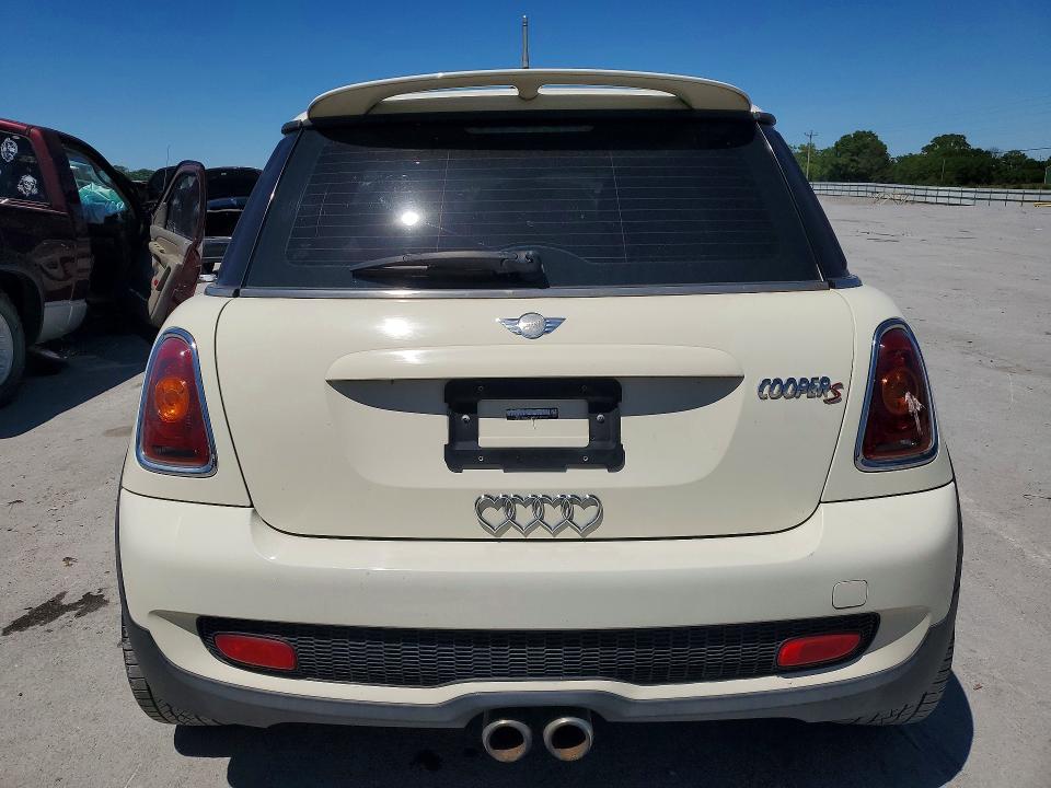 53781646 :رقم المزاد ، WMWMF7C52ATZ71627 vin ، 2010 Mini Cooper مزاد بيع