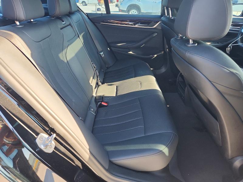 53647026 :رقم المزاد ، WBA53BH0XMCF99586 vin ، 2021 Bmw 530 مزاد بيع