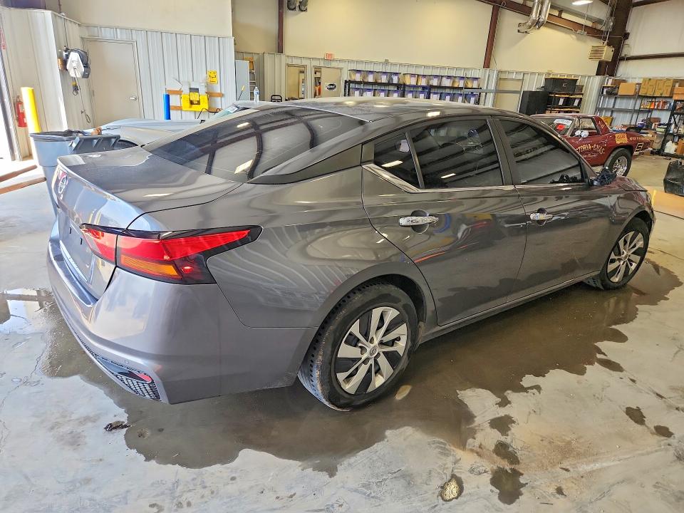 53133746 :رقم المزاد ، 1N4BL4BV6RN429178 vin ، 2024 Nissan Altima مزاد بيع