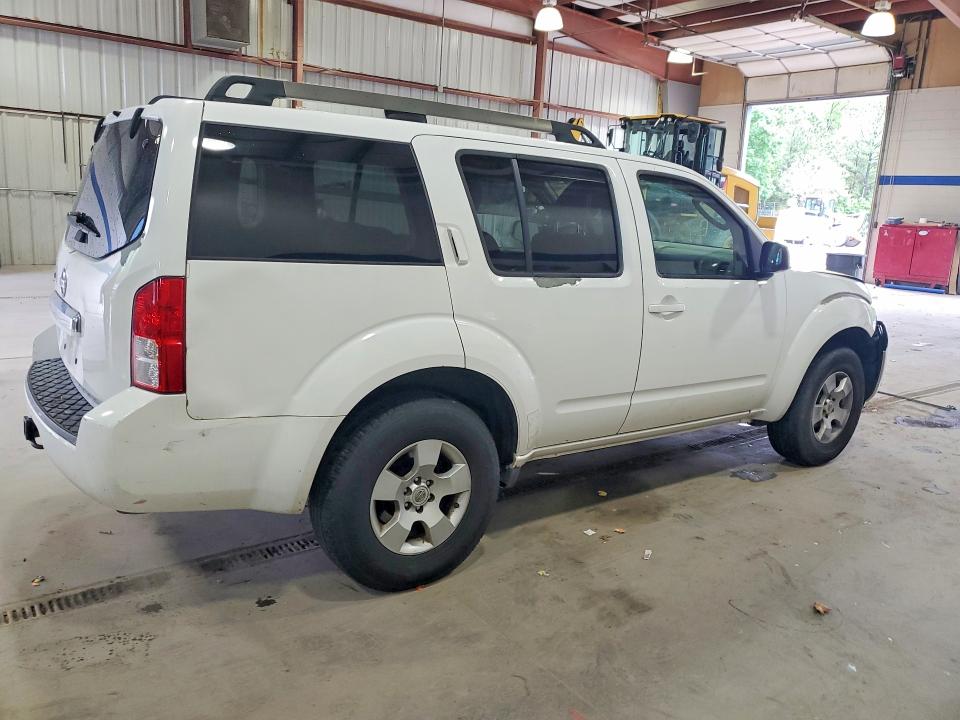 54811126 :رقم المزاد ، 5N1AR1NB8BC635877 vin ، 2011 Nissan Pathfinder مزاد بيع