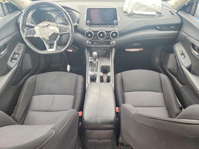 52849016 :رقم المزاد ، 3N1AB8CVXNY228480 vin ، 2022 Nissan Sentra مزاد بيع
