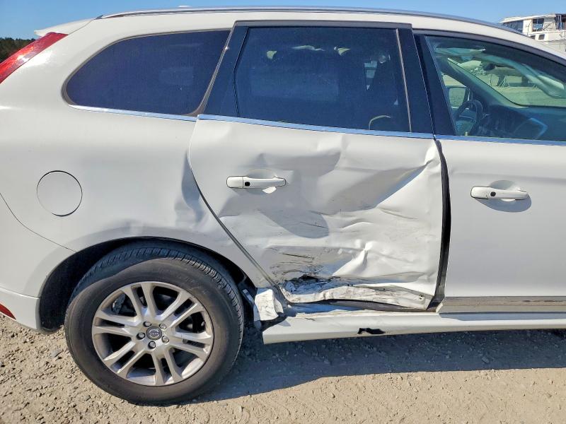Auction sale of the 2016 Volvo Xc60, vin: YV440MDK8G2844187, lot number: 54244786