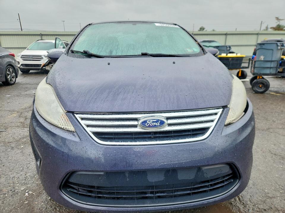 2013 Ford Fiesta მანქანა იყიდება აუქციონზე, vin: 3FADP4BJXDM152550, აუქციონის ნომერი: 52590526