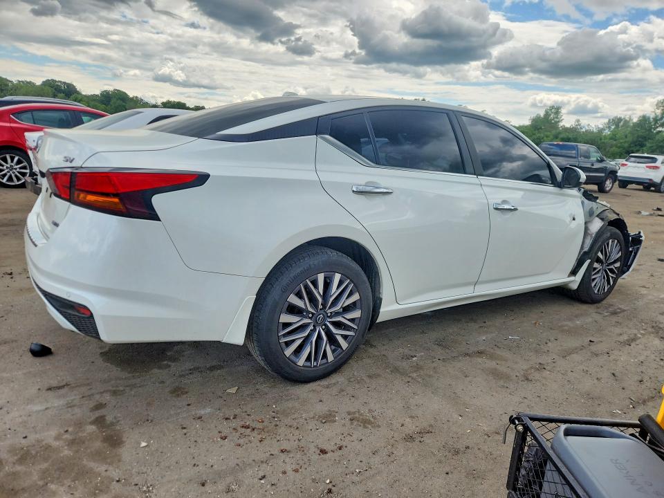 54530986 :رقم المزاد ، 1N4BL4DW1PN398571 vin ، 2023 Nissan Altima مزاد بيع