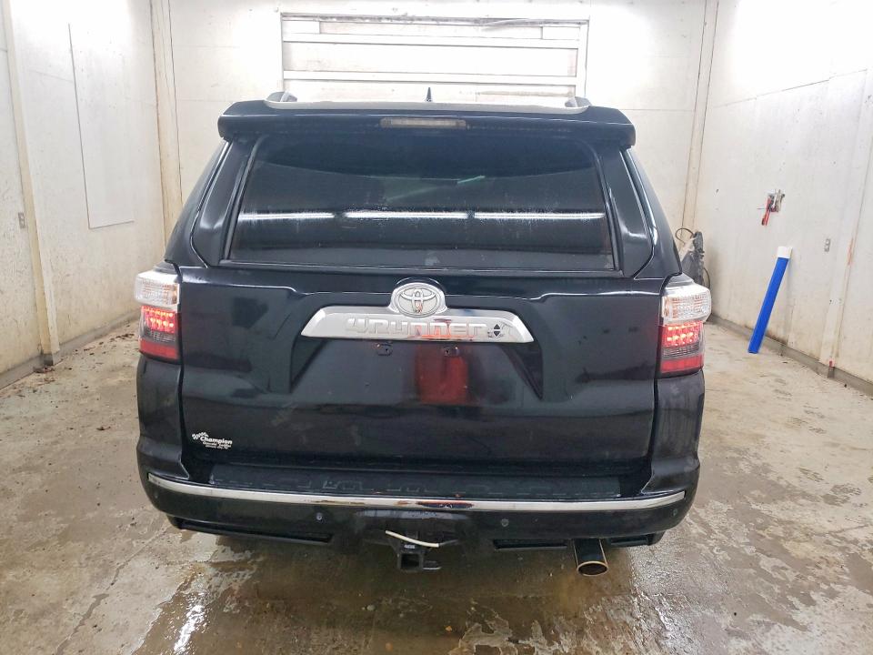 53640916 :رقم المزاد ، JTEBU5JR9J5549123 vin ، 2018 Toyota 4runner مزاد بيع