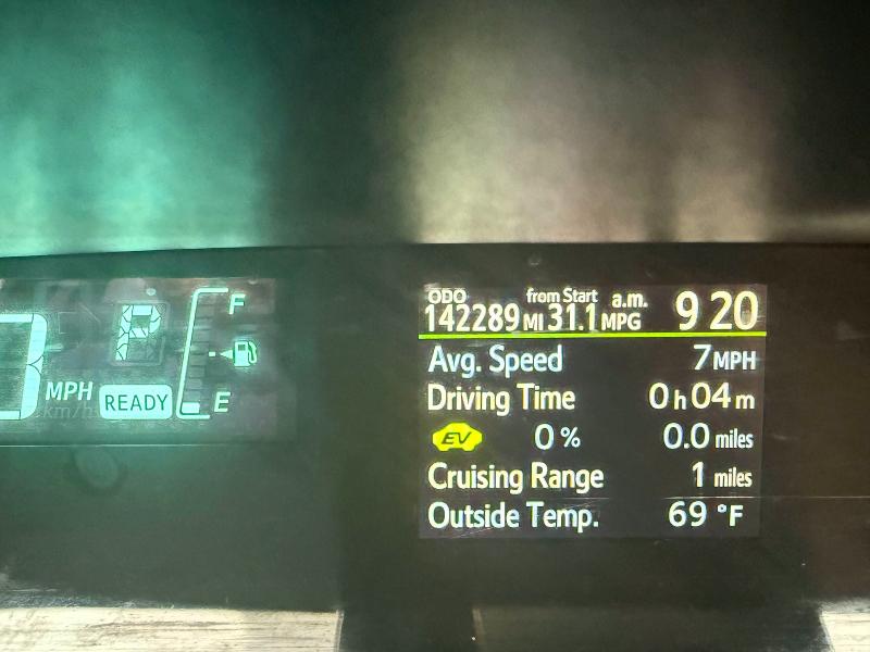 54074426 :رقم المزاد ، JTDKDTB39E1572823 vin ، 2014 Toyota Prius C مزاد بيع