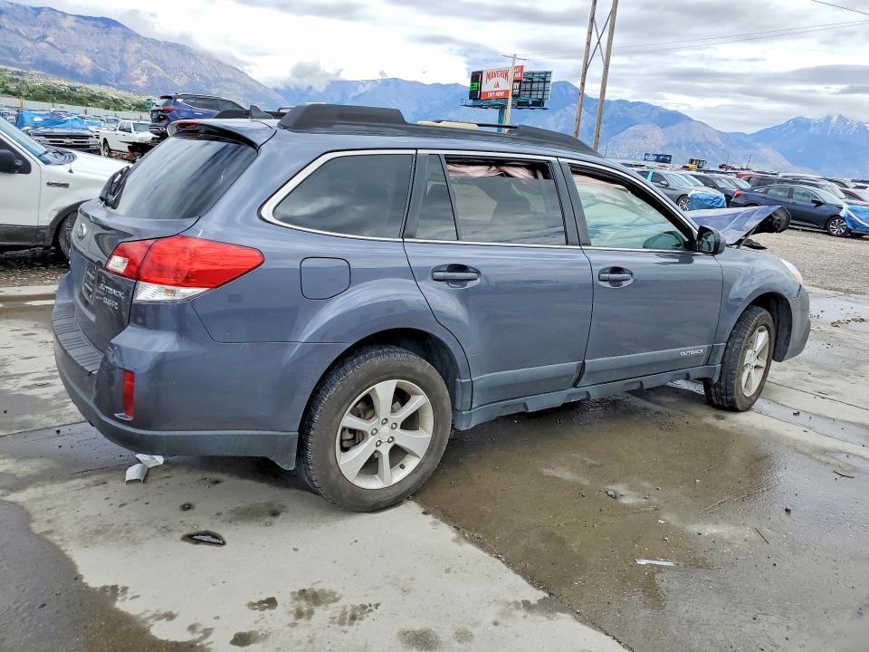 Auction sale of the 2014 Subaru Outback, vin: 4S4BRDKC8E2321675, lot number: 52331746