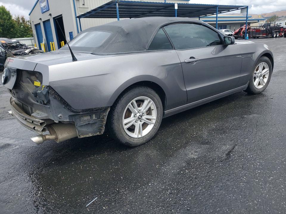 2014 Ford Mustang მანქანა იყიდება აუქციონზე, vin: 1ZVBP8EMXE5208554, აუქციონის ნომერი: 54550996