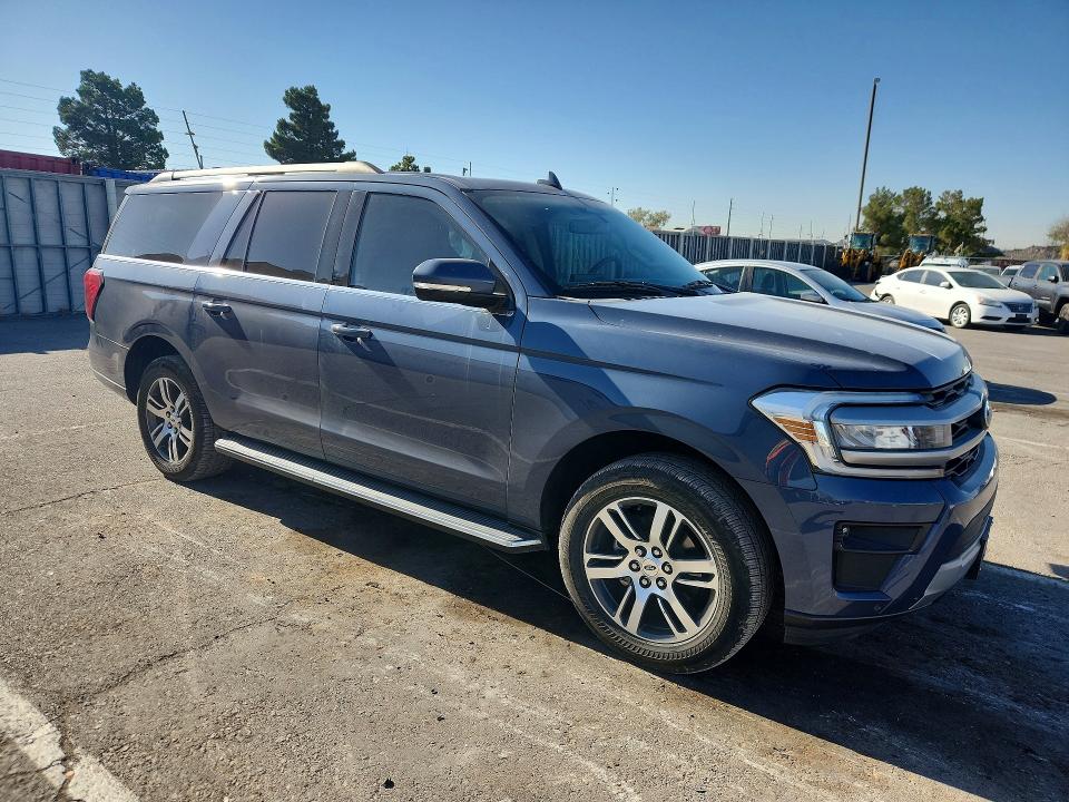 Продажа на аукционе авто 2022 Ford Expedition, vin: 1FMJK1HT3NEA17576, номер лота: 53368506