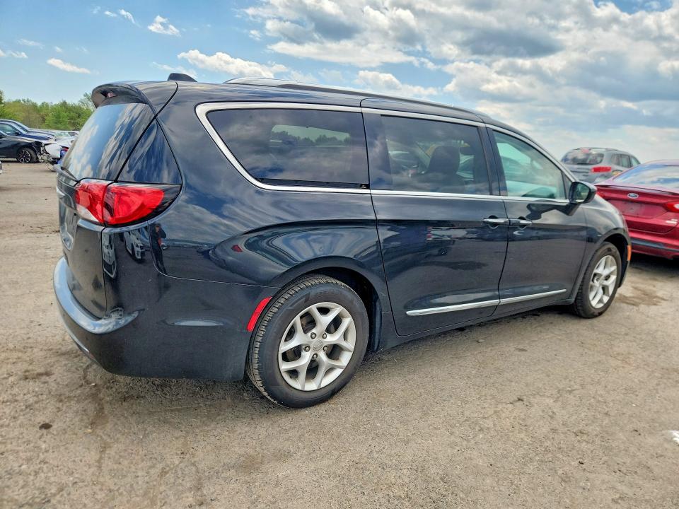 Продажа на аукционе авто 2017 Chrysler Pacifica, vin: 2C4RC1EG3HR518891, номер лота: 52767096