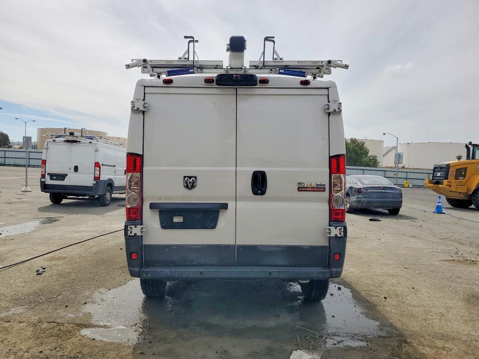 2018 Ram Promaster 1500 მანქანა იყიდება აუქციონზე, vin: 3C6TRVNG9JE117890, აუქციონის ნომერი: 51063126